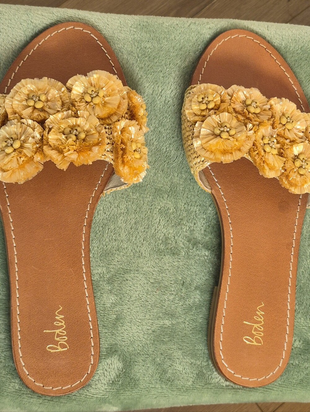 Boden Tan Leather Raffia Floral Slide  Sandals